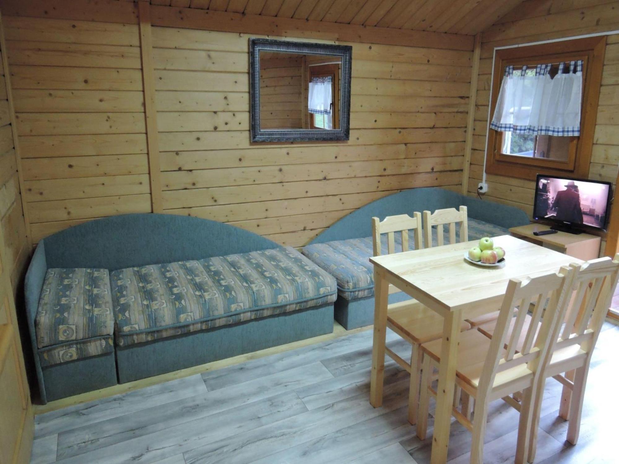Bungalow In Lubin At 300 M From The Lake المظهر الخارجي الصورة