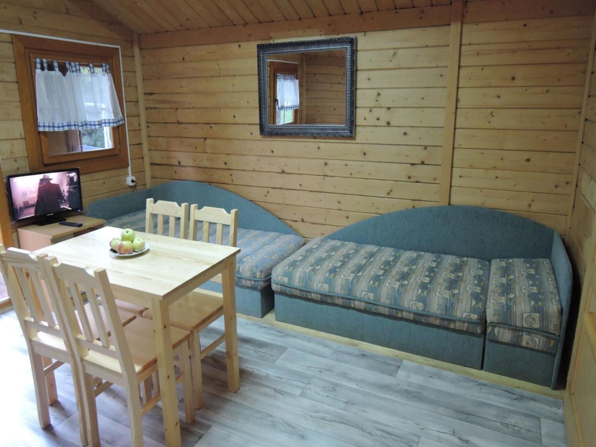 Bungalow In Lubin At 300 M From The Lake المظهر الخارجي الصورة